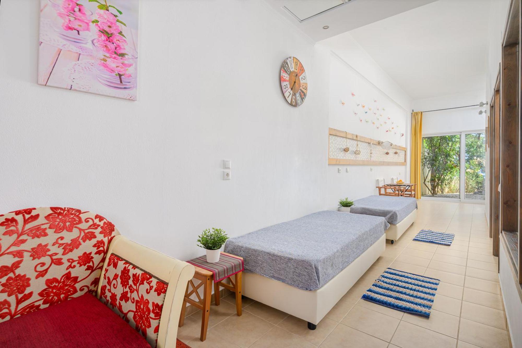 More Crete Village House Koutouloufari - New Outdoor Pool - 6 Guests ヘルソニソス エクステリア 写真